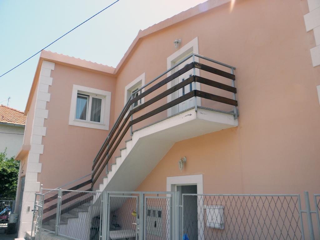 Apartments Mani 트로기르 객실 사진